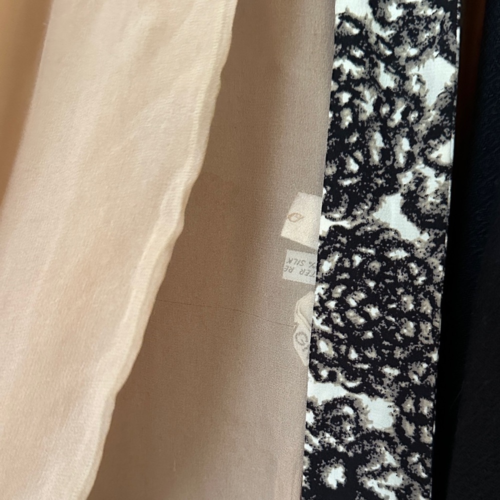 Multicolor Patterned Scarves Set - Picture 2 of 4
